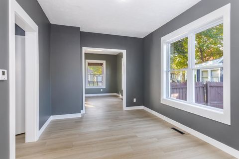 Tiny photo for 417 E Timber Street, Pontiac, IL 61764 (MLS # 12504681)