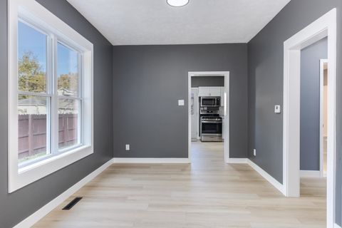 Tiny photo for 417 E Timber Street, Pontiac, IL 61764 (MLS # 12504681)