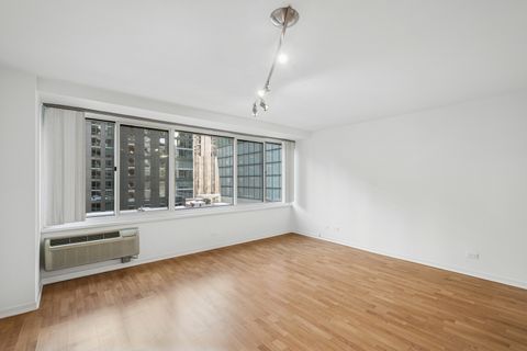 Tiny photo for 211 E Ohio Street #1022, Chicago, IL 60611 (MLS # 12524368)