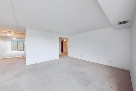 Tiny photo for 1301 N Western Avenue #325, Lake Forest, IL 60045 (MLS # 12546972)