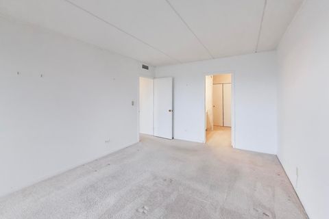 Tiny photo for 1301 N Western Avenue #325, Lake Forest, IL 60045 (MLS # 12546972)