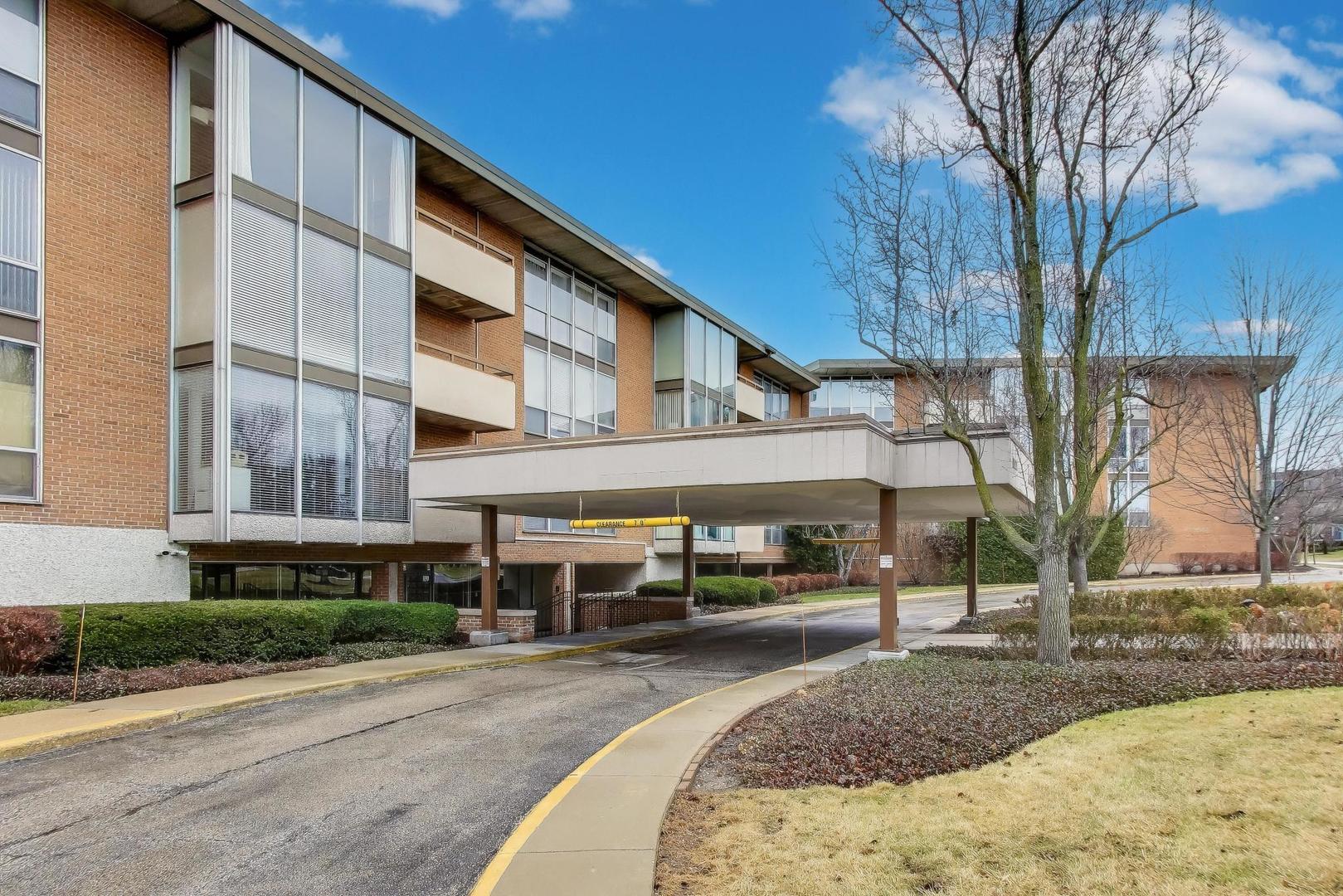 1301 N Western Avenue 325