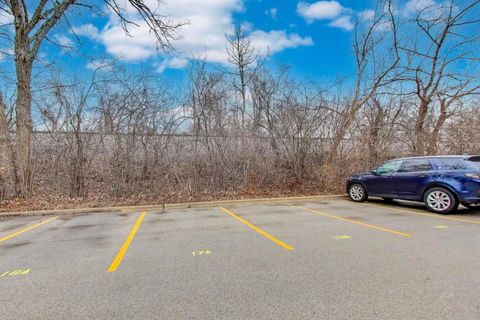 Tiny photo for 1301 N Western Avenue #325, Lake Forest, IL 60045 (MLS # 12546972)