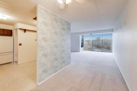 Tiny photo for 1301 N Western Avenue #325, Lake Forest, IL 60045 (MLS # 12546972)