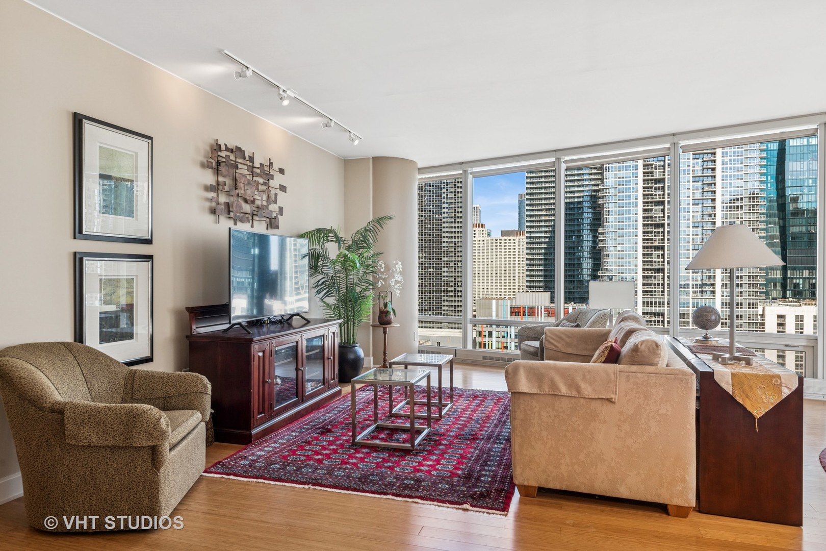 340 E Randolph Street 1300