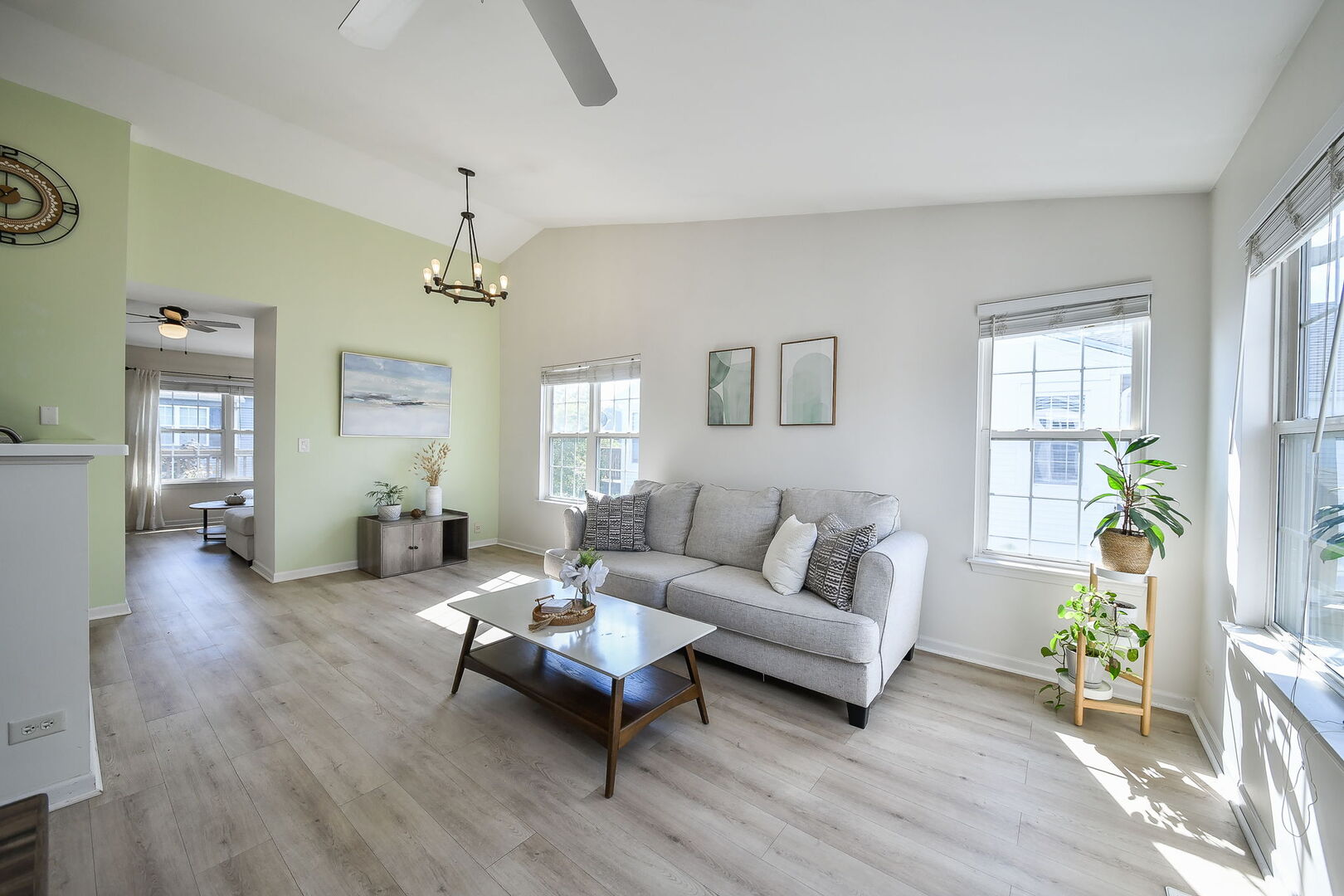 816 Woodewind Drive 816