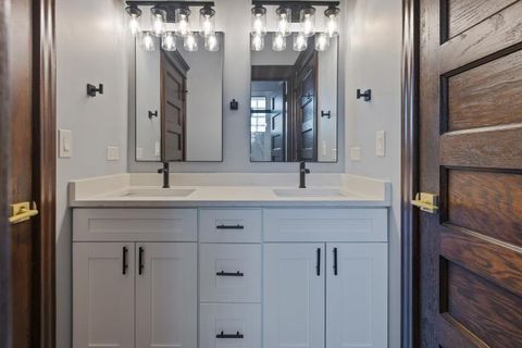 Tiny photo for 446 E 48th Street #3E, Chicago, IL 60615 (MLS # 12515379)