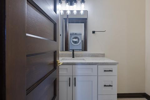 Tiny photo for 446 E 48th Street #3E, Chicago, IL 60615 (MLS # 12515379)