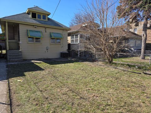 Tiny photo for 7923 S Calumet Avenue, Chicago, IL 60619 (MLS # 12600552)