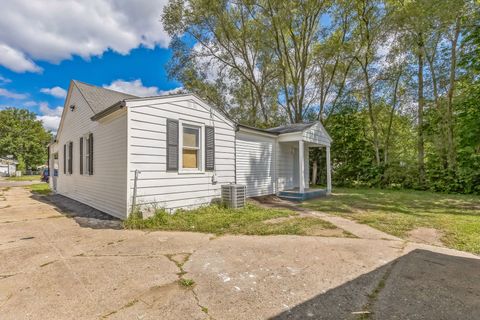 Tiny photo for 313 Grand Boulevard, Loves Park, IL 61111 (MLS # 12551900)