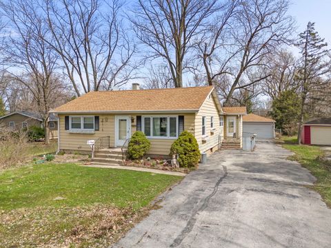 Photo of 5905 Lee Avenue, Downers Grove, IL 60516 (MLS # 12595465)