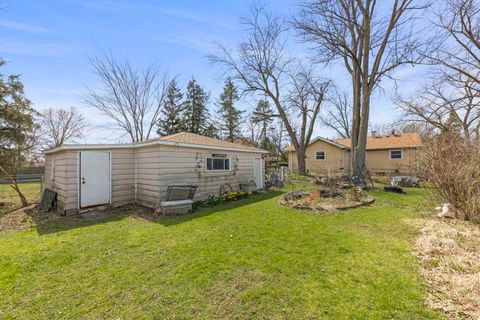 Tiny photo for 5905 Lee Avenue, Downers Grove, IL 60516 (MLS # 12595465)