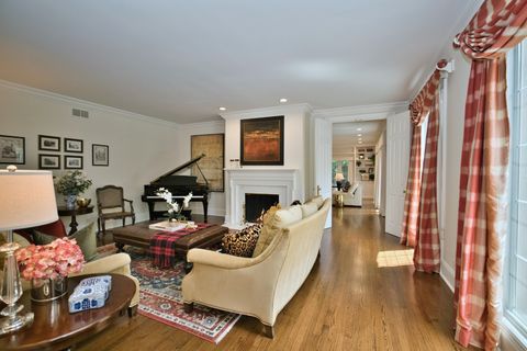 Tiny photo for 560 Jacqulyn Lane, Lake Forest, IL 60045 (MLS # 12619952)