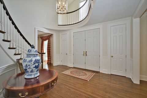 Tiny photo for 560 Jacqulyn Lane, Lake Forest, IL 60045 (MLS # 12619952)