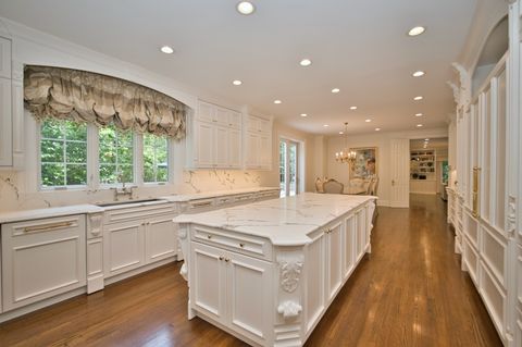 Tiny photo for 560 Jacqulyn Lane, Lake Forest, IL 60045 (MLS # 12619952)