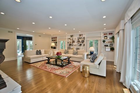 Tiny photo for 560 Jacqulyn Lane, Lake Forest, IL 60045 (MLS # 12619952)