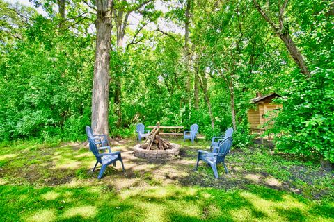 Tiny photo for 560 Jacqulyn Lane, Lake Forest, IL 60045 (MLS # 12619952)