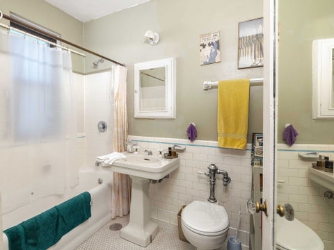 Tiny photo for 1755 E 55th Street #901, Chicago, IL 60615 (MLS # 12683472)