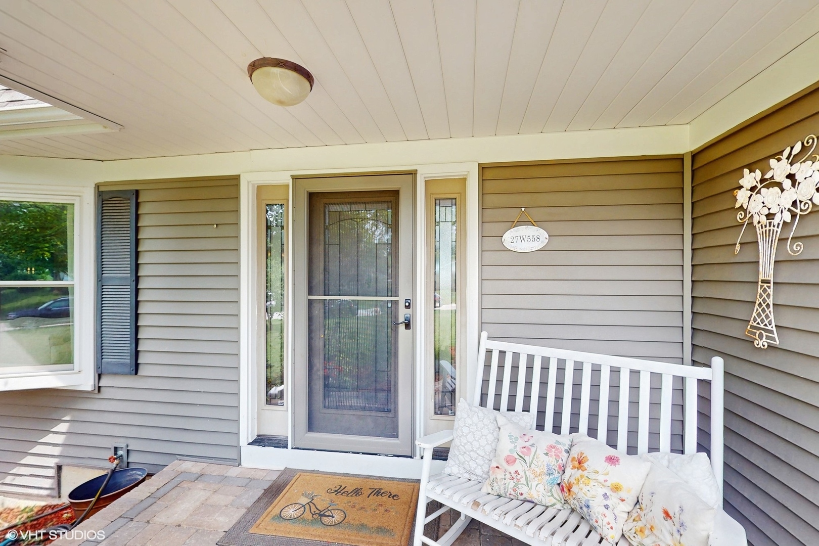 27W558 Ridgeview Street