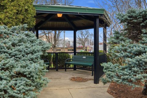 Tiny photo for 1551 Ashland Avenue #306, Des Plaines, IL 60016 (MLS # 12592329)