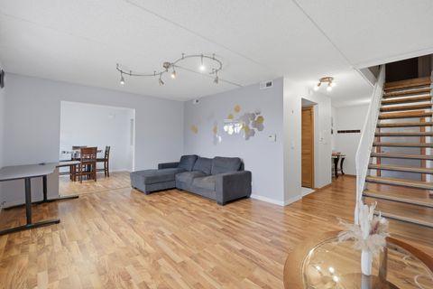 Tiny photo for 1551 Ashland Avenue #306, Des Plaines, IL 60016 (MLS # 12592329)