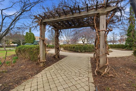 Tiny photo for 1551 Ashland Avenue #306, Des Plaines, IL 60016 (MLS # 12592329)