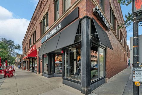 Tiny photo for 75 E Harris Avenue #1E, La Grange, IL 60525 (MLS # 12502784)