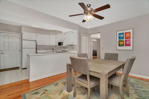 Tiny photo for 75 E Harris Avenue #1E, La Grange, IL 60525 (MLS # 12502784)