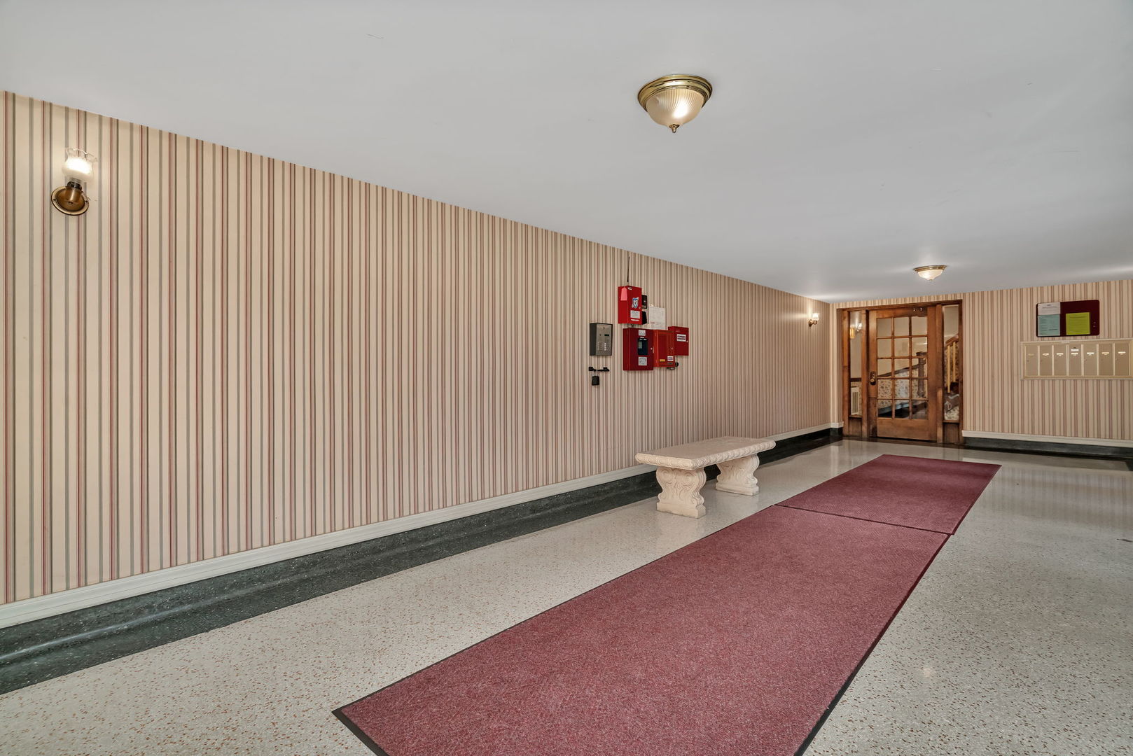 75 E Harris Avenue 1E