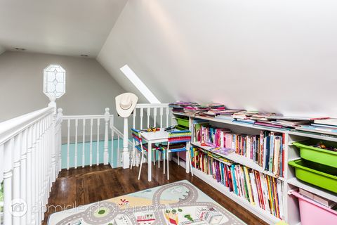 Tiny photo for 828 W Buckingham Place #3, Chicago, IL 60657 (MLS # 12599433)