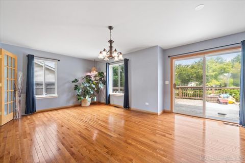 Tiny photo for 2474 Spring Valley Court, Aurora, IL 60503 (MLS # 12402898)