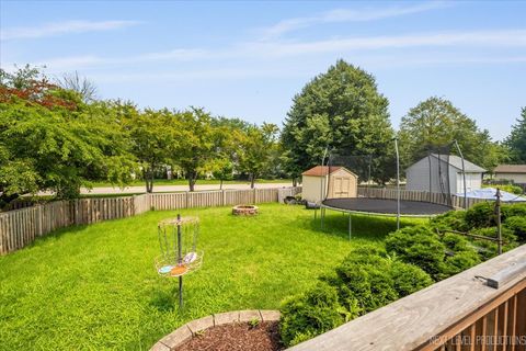 Tiny photo for 2474 Spring Valley Court, Aurora, IL 60503 (MLS # 12402898)