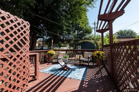 Tiny photo for 4937 S Prairie Avenue, Chicago, IL 60615 (MLS # 12521156)