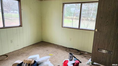 Tiny photo for 213 VIRGINIA Street, Cambria, IL 62915 (MLS # EB460657)