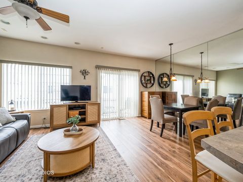 Tiny photo for 2437 Daybreak Court #2437, Elgin, IL 60123 (MLS # 12479701)