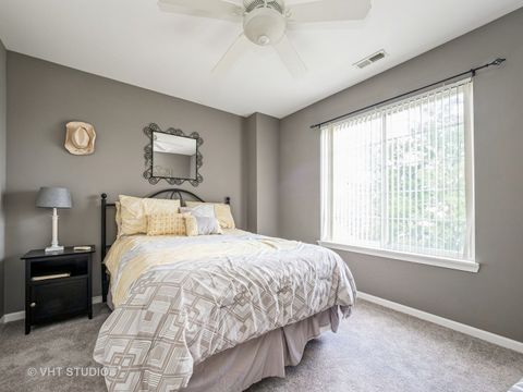 Tiny photo for 2437 Daybreak Court #2437, Elgin, IL 60123 (MLS # 12479701)