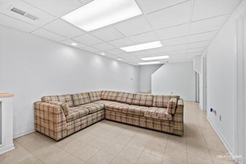 Tiny photo for 717 Queens Gate Circle, Sugar Grove, IL 60554 (MLS # 12764300)