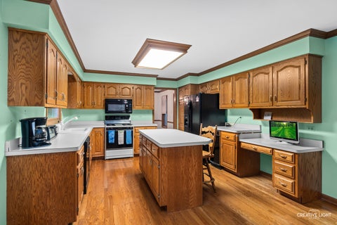 Tiny photo for 717 Queens Gate Circle, Sugar Grove, IL 60554 (MLS # 12764300)
