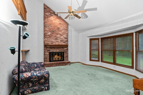 Tiny photo for 717 Queens Gate Circle, Sugar Grove, IL 60554 (MLS # 12764300)
