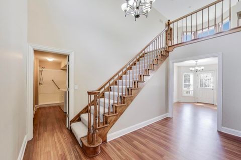 Tiny photo for 552 Irvington Court, Bartlett, IL 60103 (MLS # 12503076)