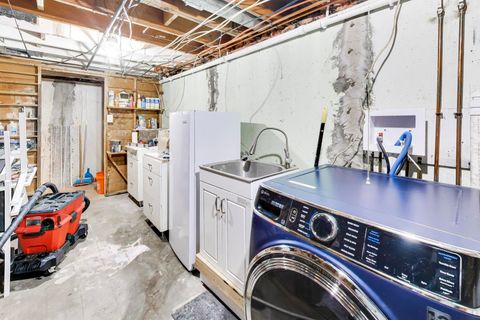 Tiny photo for 4318 Sioux Lane, McHenry, IL 60050 (MLS # 12604226)