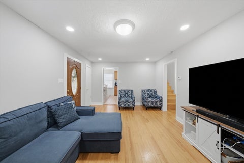 Tiny photo for 2115 Halsey Drive, Des Plaines, IL 60018 (MLS # 12769084)