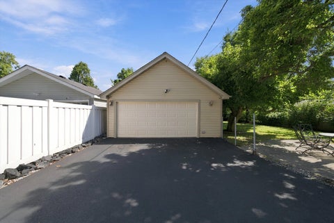 Tiny photo for 2115 Halsey Drive, Des Plaines, IL 60018 (MLS # 12769084)