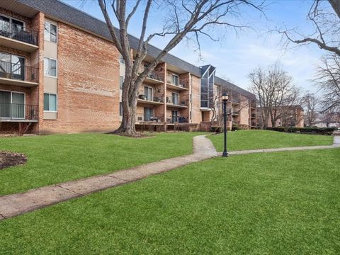 Tiny photo for 1041 N Mill Street #307, Naperville, IL 60563 (MLS # 12656803)