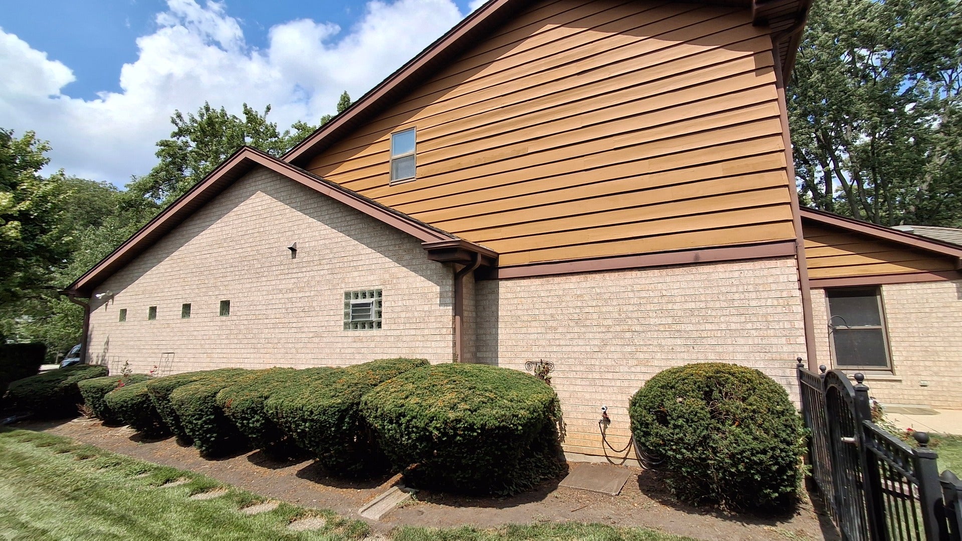 1031 Holly Lane