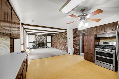 Tiny photo for 7903 W 102nd Street, Palos Hills, IL 60465 (MLS # 12758916)
