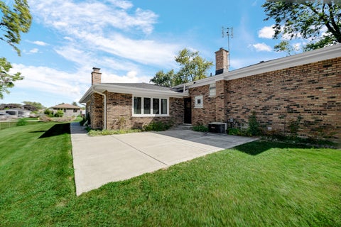 Tiny photo for 7903 W 102nd Street, Palos Hills, IL 60465 (MLS # 12758916)