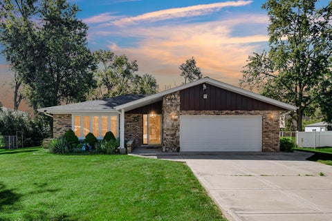 Tiny photo for 7903 W 102nd Street, Palos Hills, IL 60465 (MLS # 12758916)