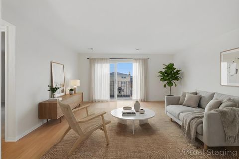 Tiny photo for 10940 Kilpatrick Avenue #3B, Oak Lawn, IL 60453 (MLS # 12591655)