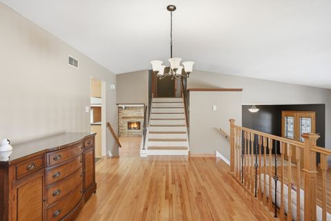 Tiny photo for 15317 Orchard Lane, Oak Forest, IL 60452 (MLS # 12557992)